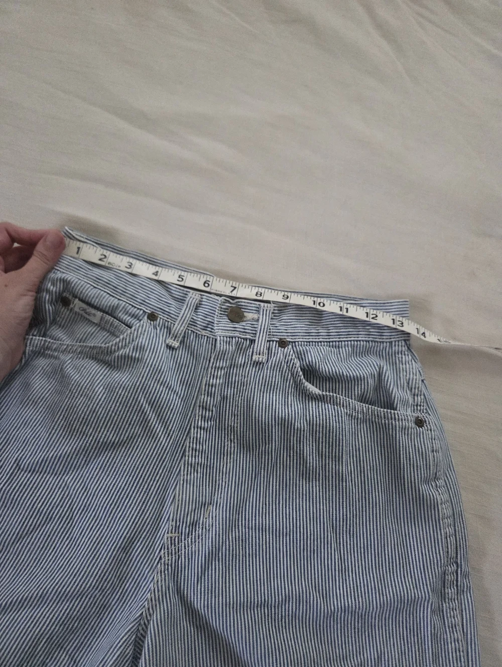 Vintage Chic Striped Light Blue Women’s Jean Shorts 27 Inch Waist Summer